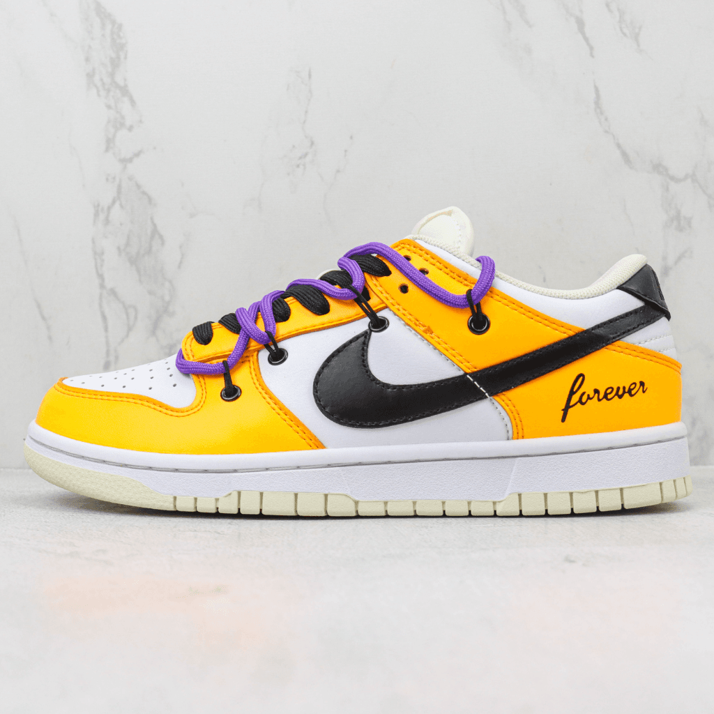 Nike SB Dunk Low Forever DJ6188-100