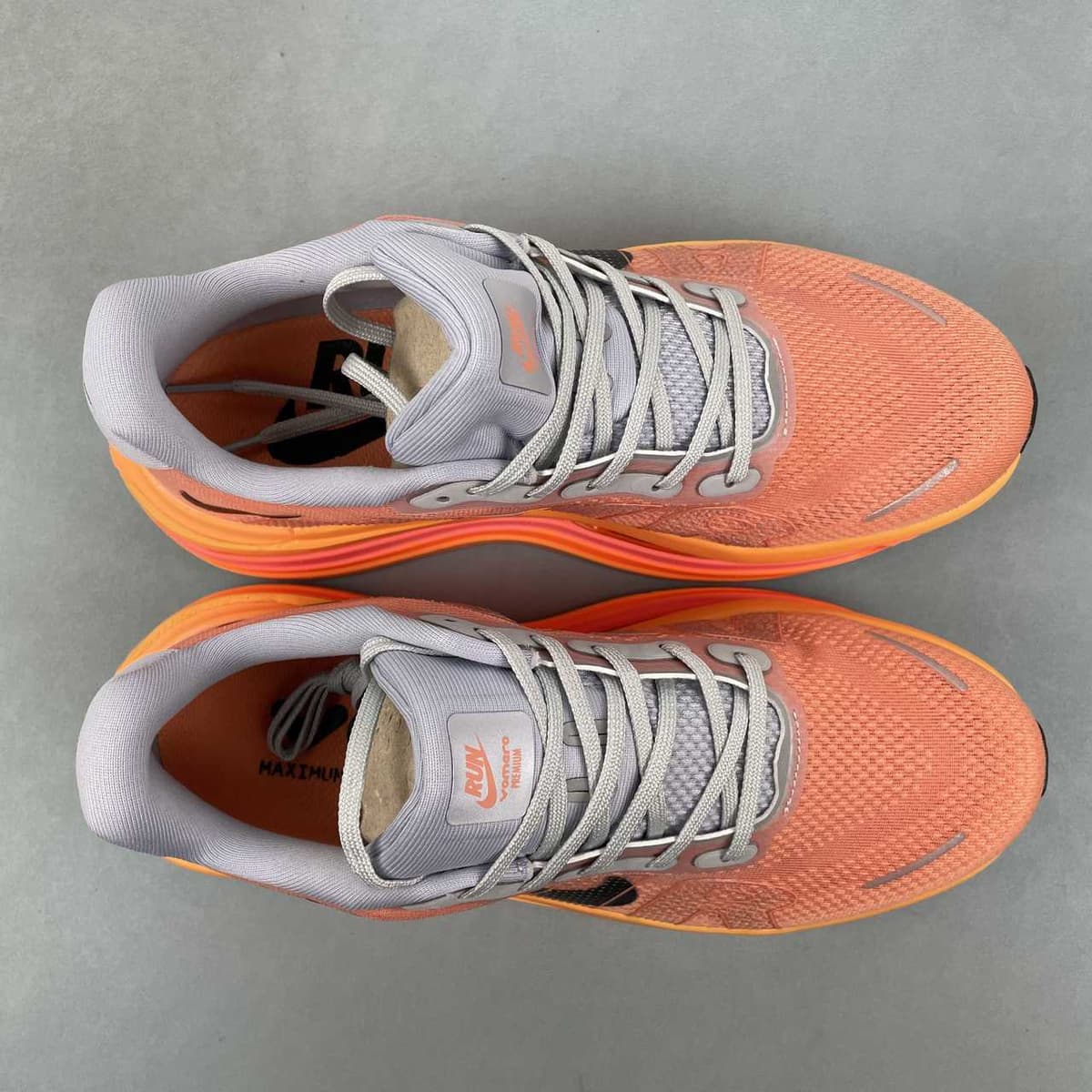 Nike Vomero Premium Orange Pink.