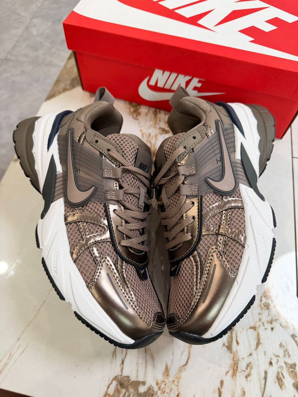 Nike V2K Run