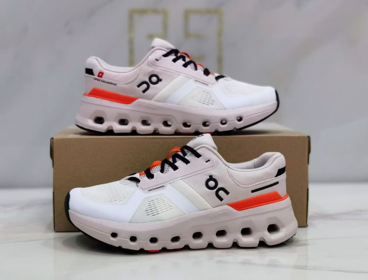 On Cloudrunner 2 White