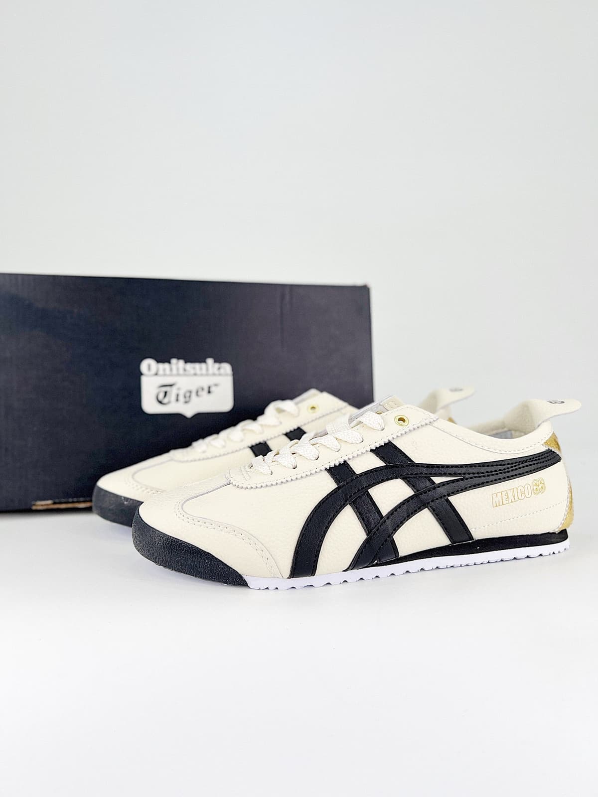 Onitsuka Tiger MEXICO 66 Branco e Preto.