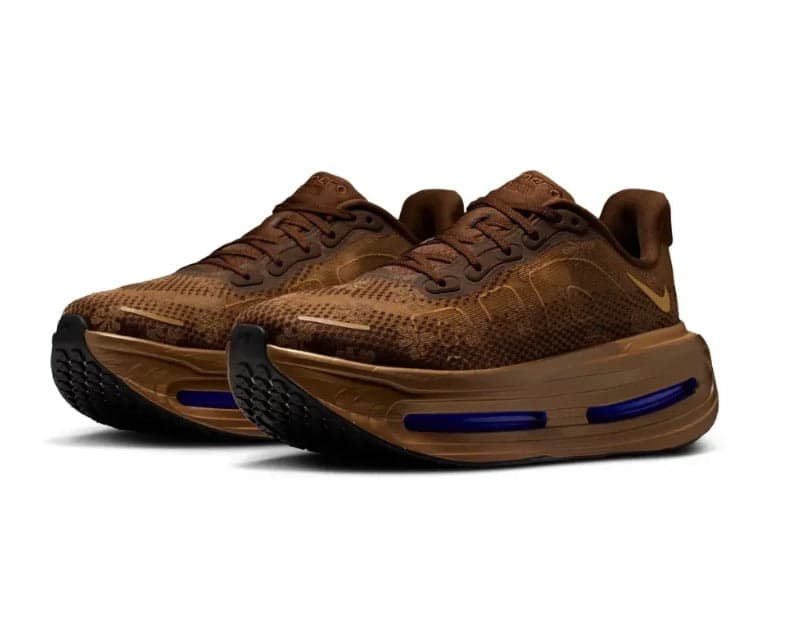 Tênis Nike Zoom Vomero 5 Premium Flat Stout Marrom .