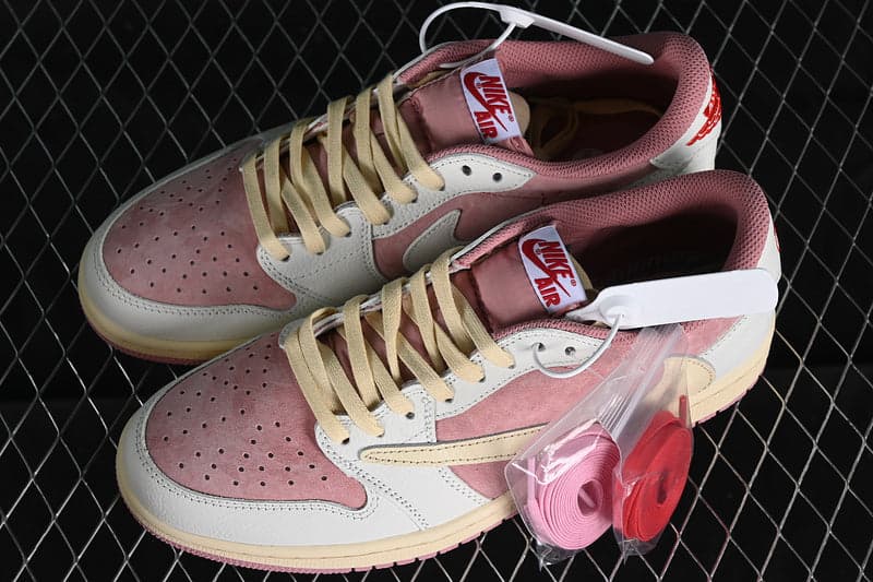 TRAVIS SCOTT X AIR JORDAN 1 LOW SHY PINK.