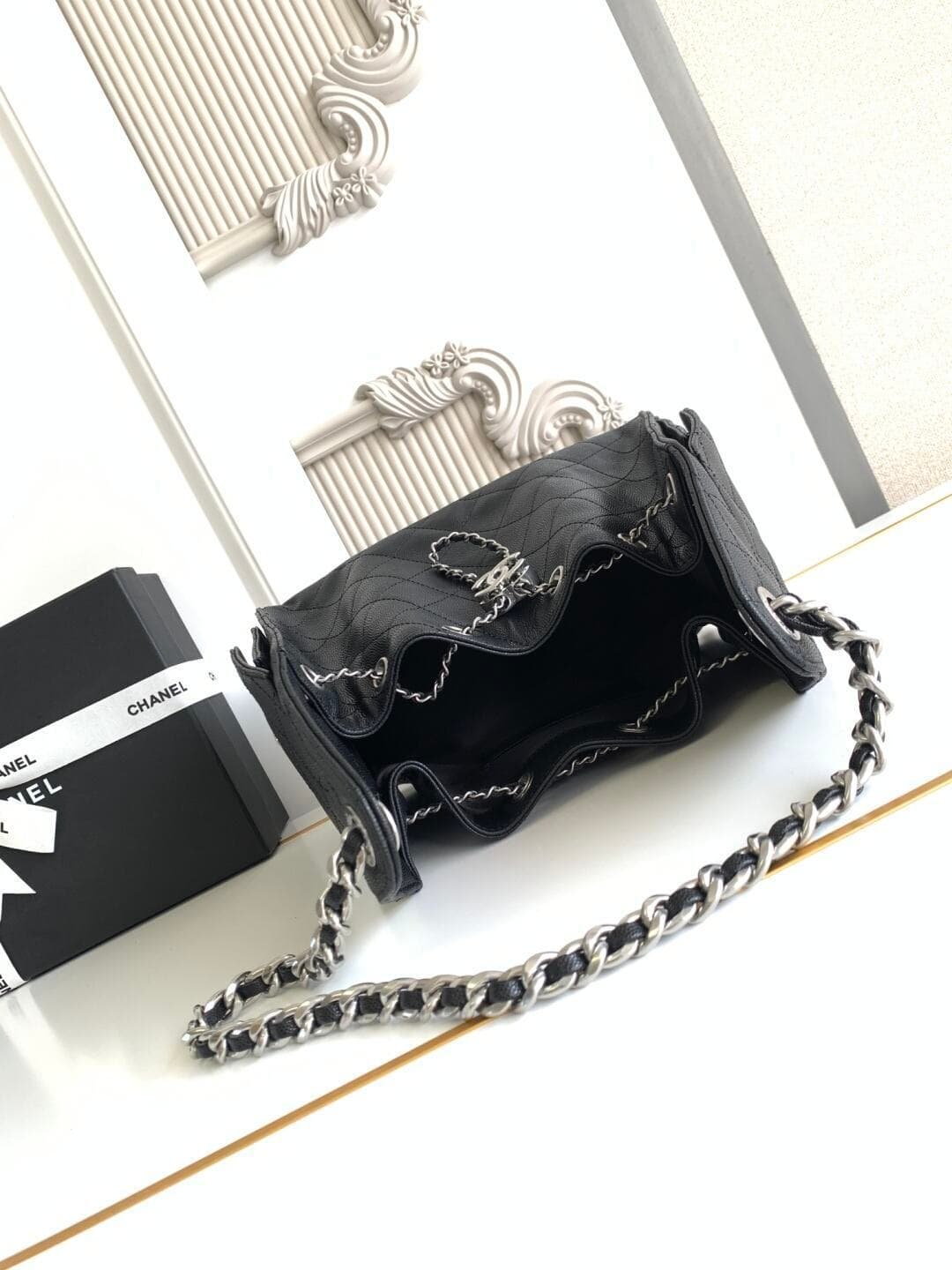 Bolsa Hobo Chanel 25 Black Small