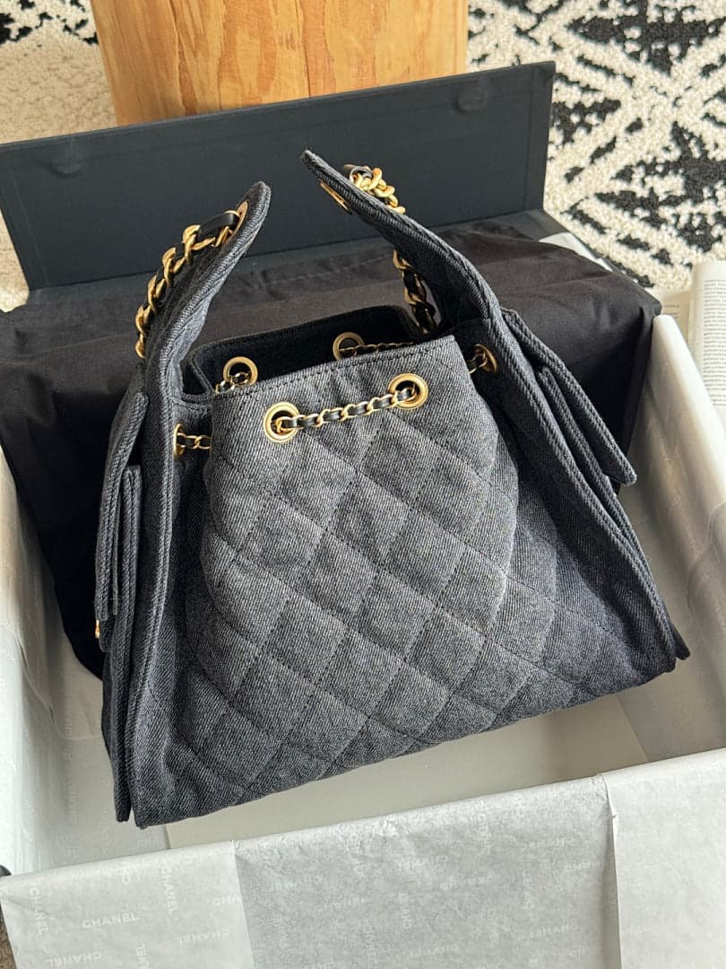 Bolsa Hobo Chanel 25 denim Small