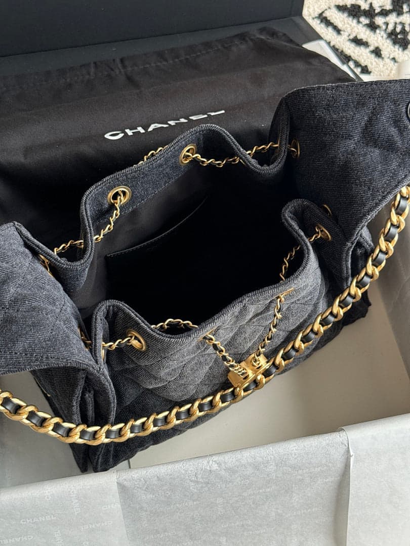 Bolsa Hobo Chanel 25 denim Small