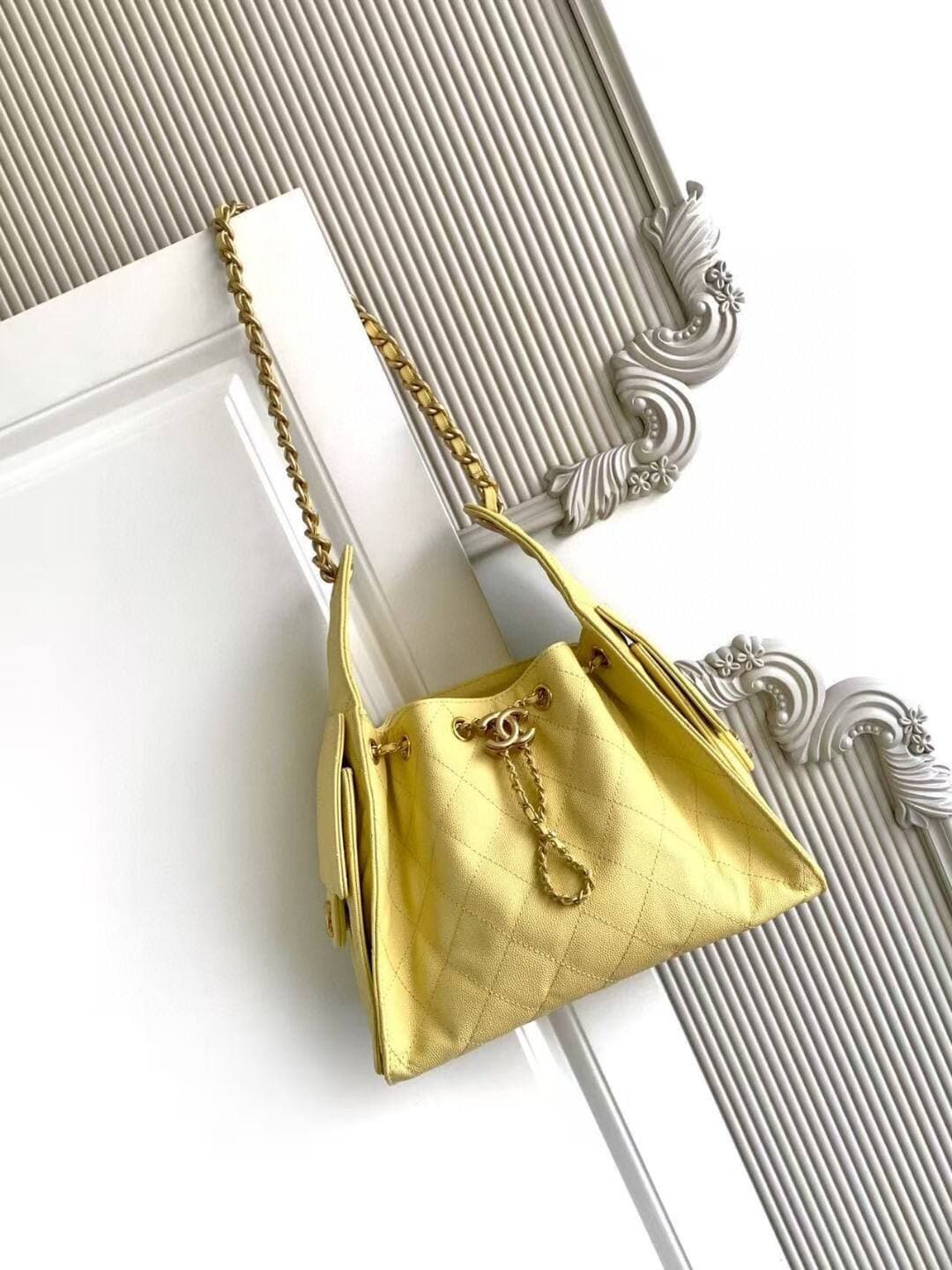 Bolsa Hobo Chanel 25 Yellow Small