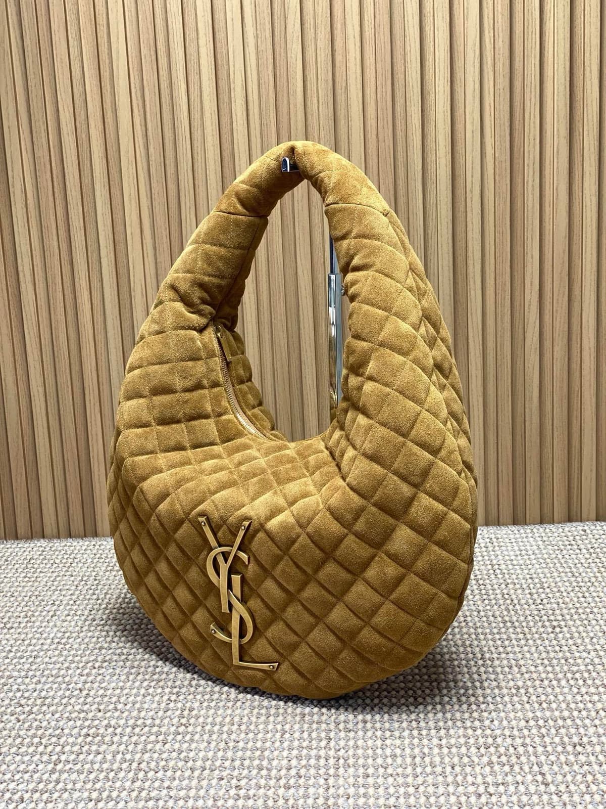 Bolsa Icare Hobo Saint Laurent