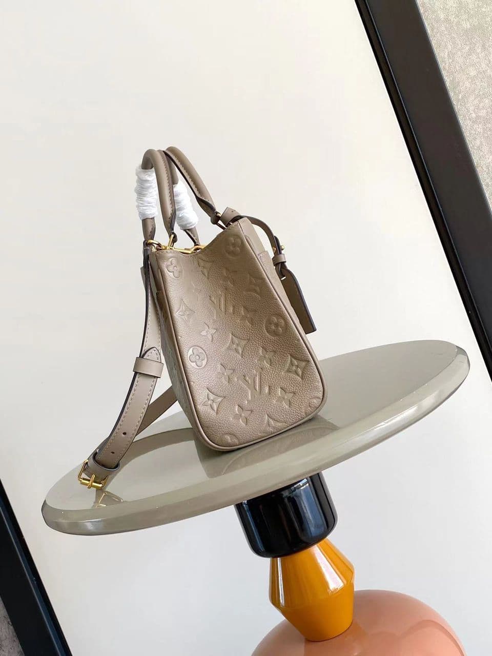 Bolsa Louis Vuitton Avenue PM Monogram Empreinte