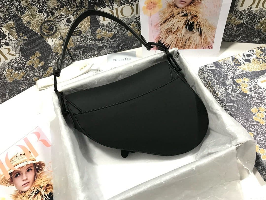 Bolsa Saddle Oblique Embroidery Black