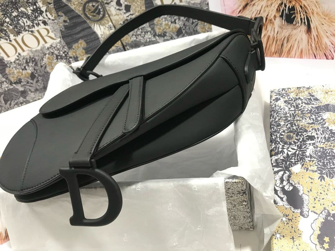 Bolsa Saddle Oblique Embroidery Black