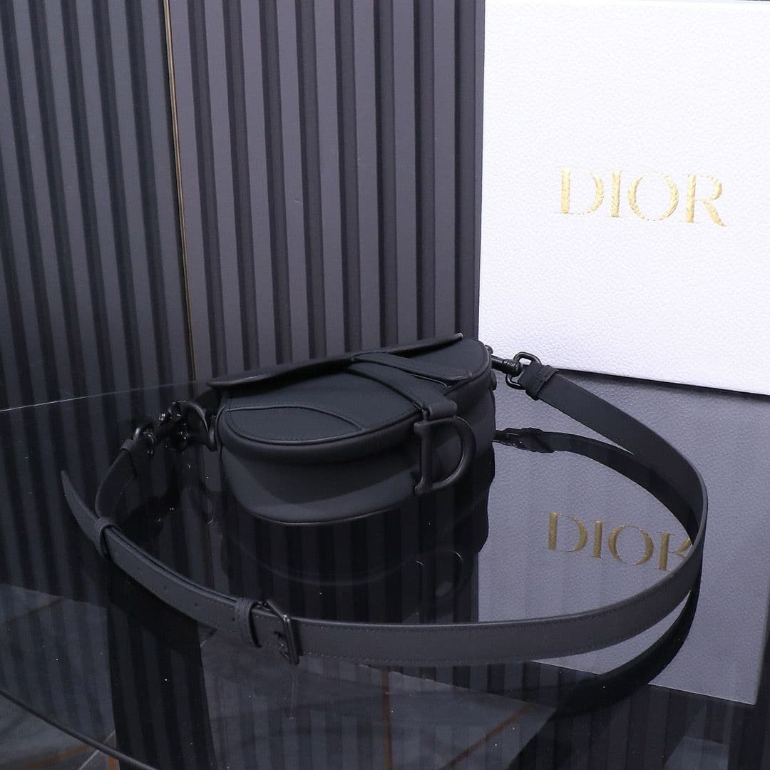 Bolsa Saddle Oblique Embroidery Black
