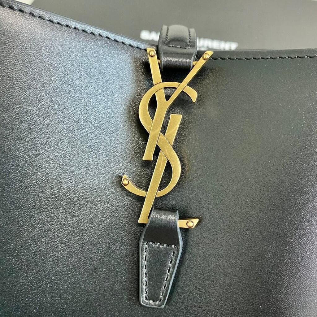 Bolsa Saint Laurent Large Le Black.