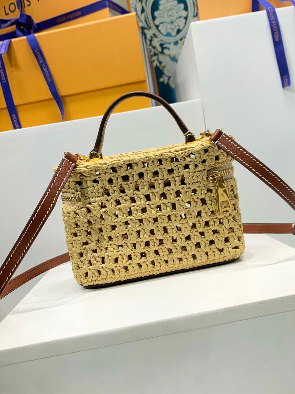 Bolsa Louis Vuitton Vanity Chain Pouch