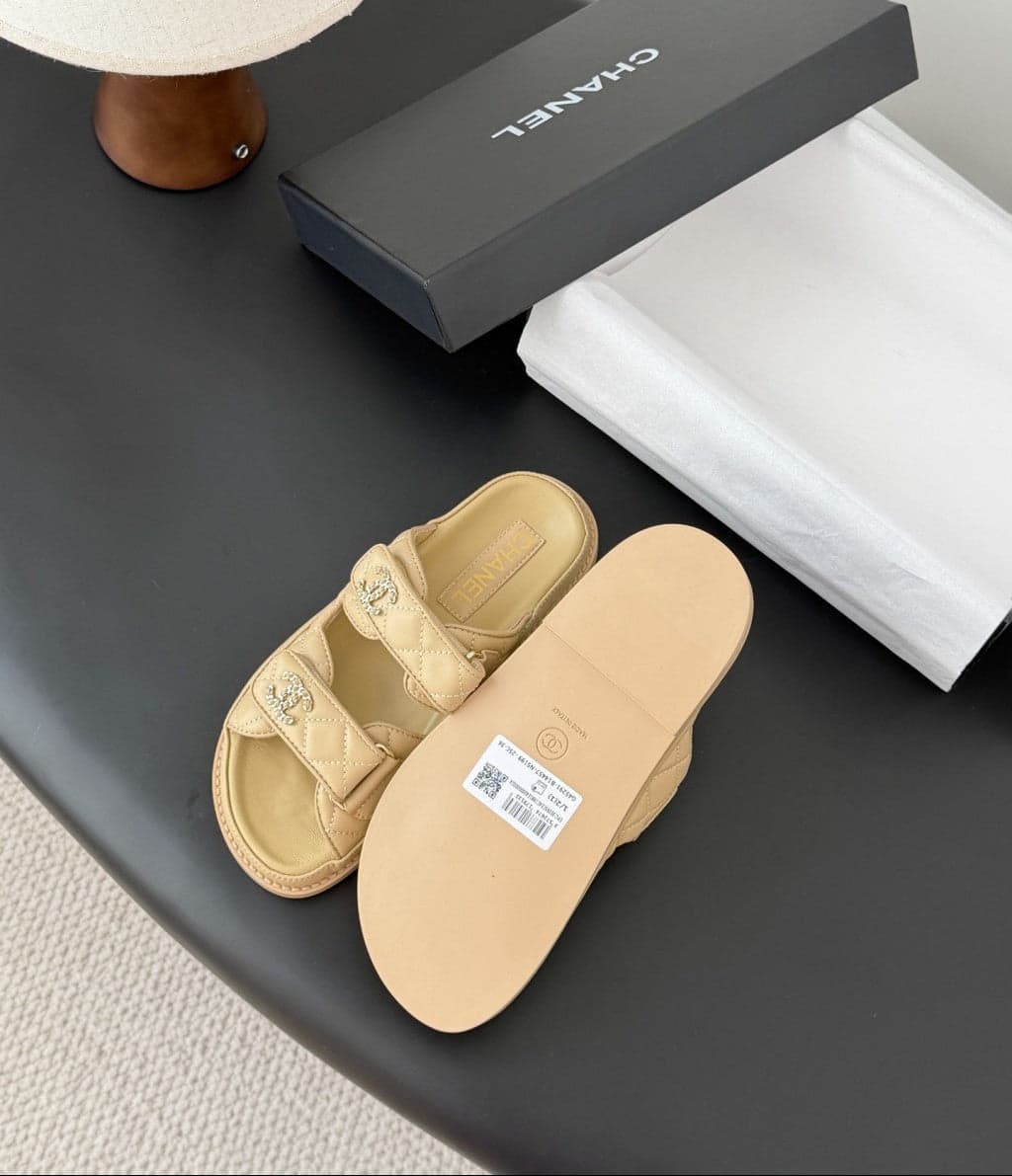 CHANEL Quilted Dad Sandal Beige.