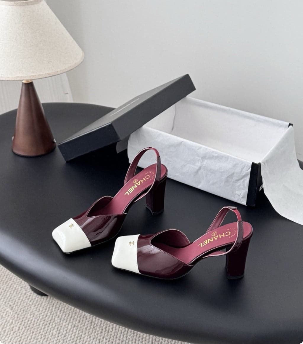 Chanel Slingback Block Heel Burgundy & White Patent. Salto 9 cm.