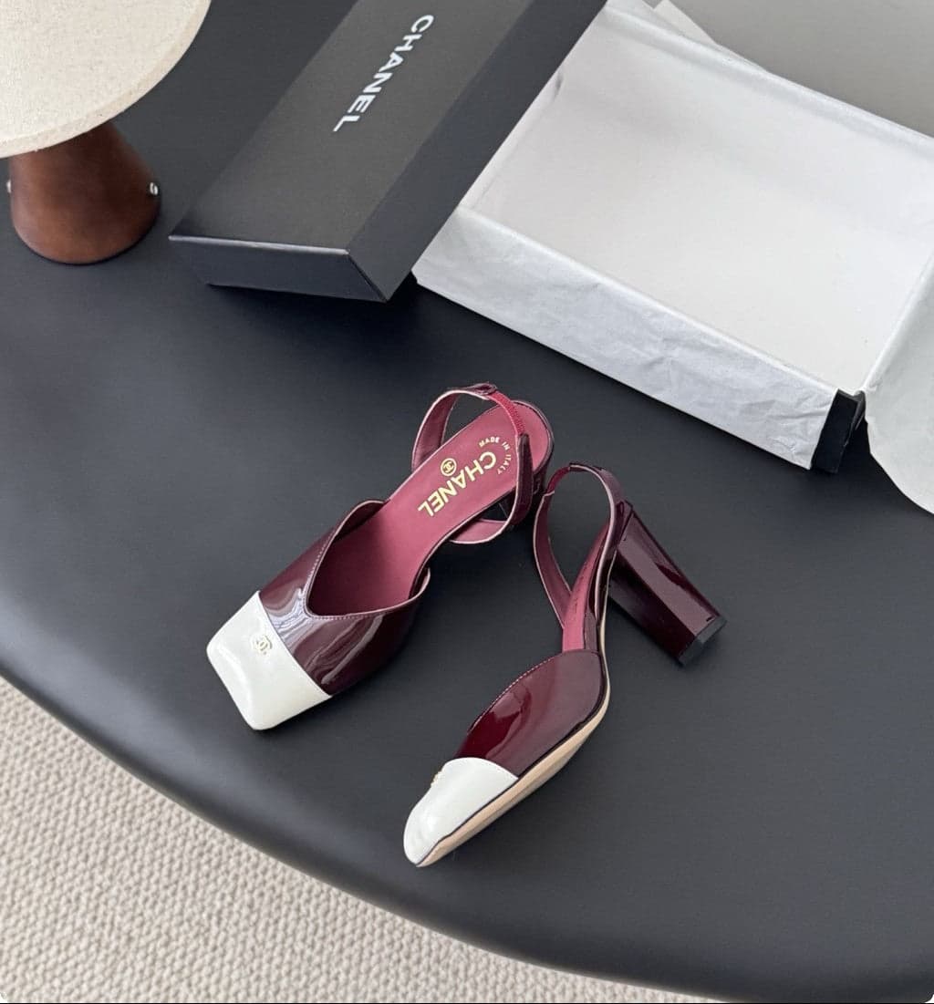 Chanel Slingback Block Heel Burgundy & White Patent. Salto 9 cm.