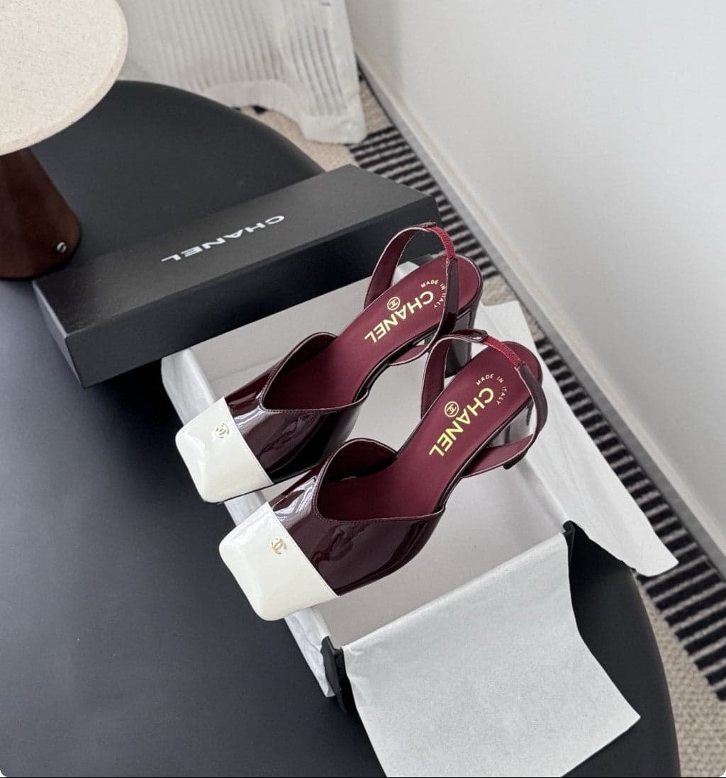 Chanel Slingback Block Heel Burgundy & White Patent. Salto 9 cm.