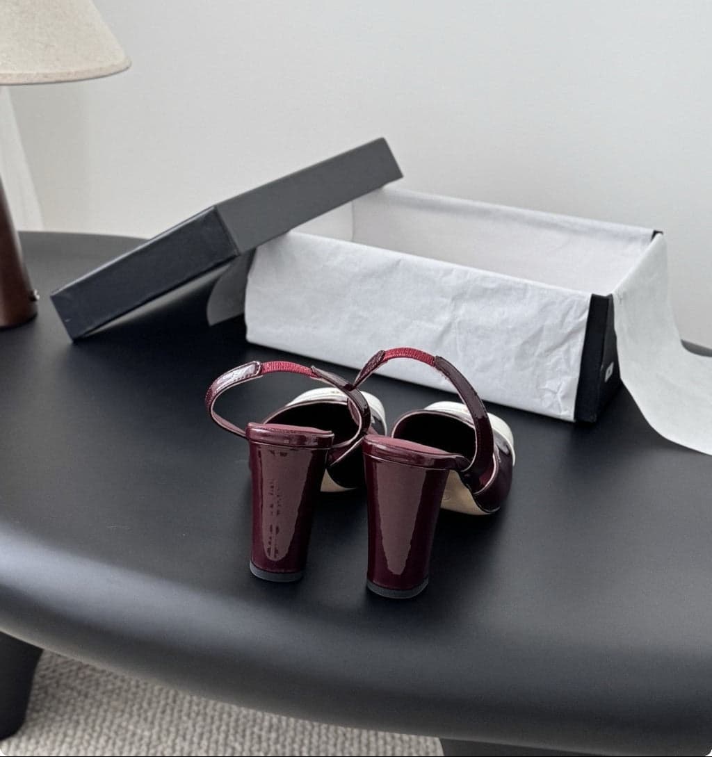 Chanel Slingback Block Heel Burgundy & White Patent. Salto 9 cm.