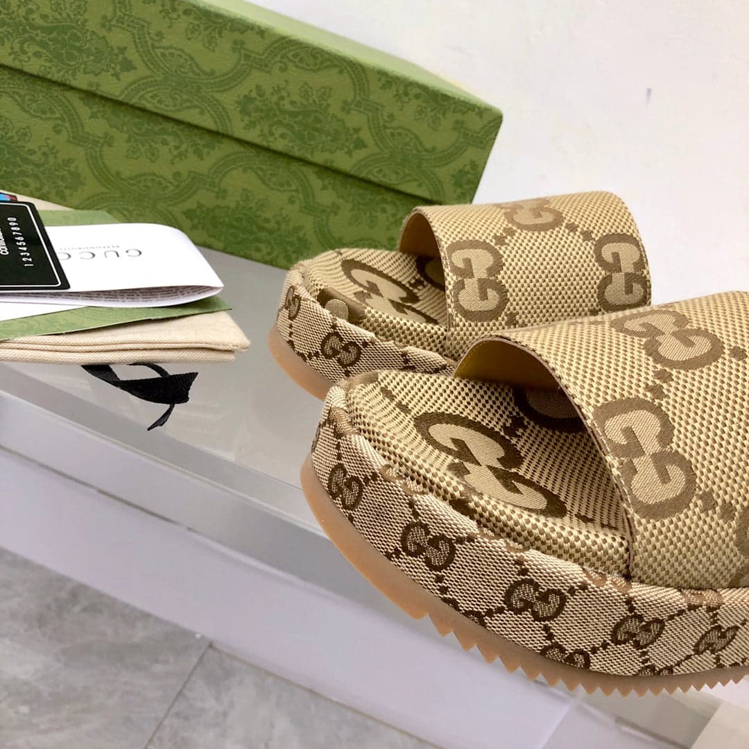Gucci Angelina Platform 55mm Sandal Camel Canvas.