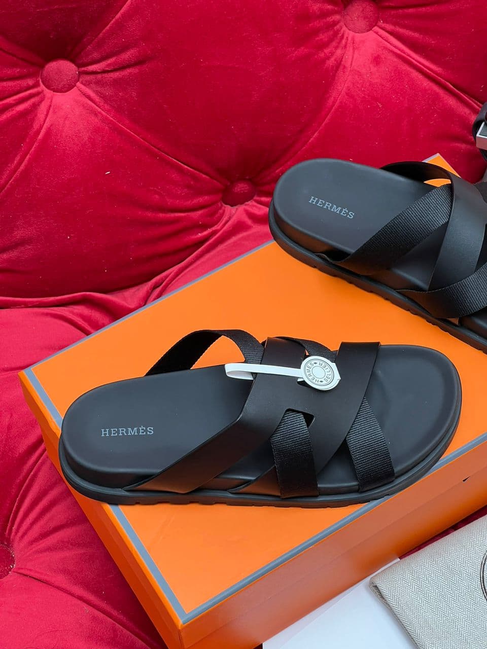 Izmir sandal Hermès Saudi Arabia.