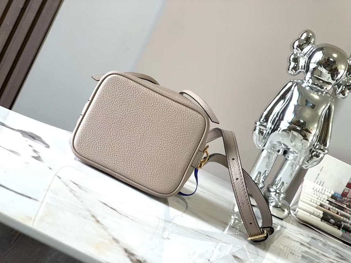 Lv Nano Noé