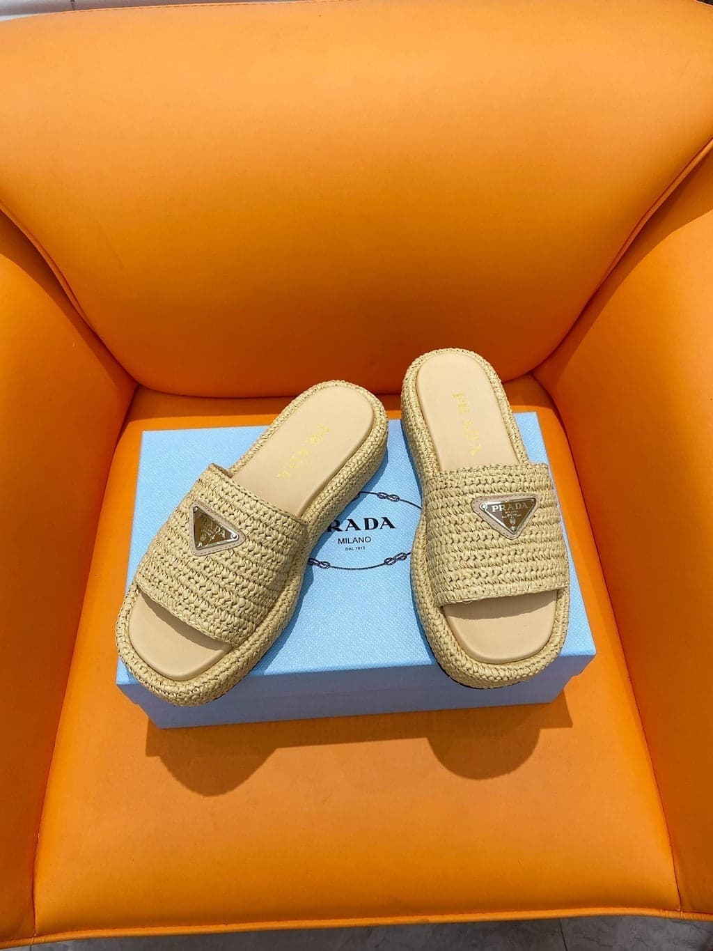 Prada Sandália flatform