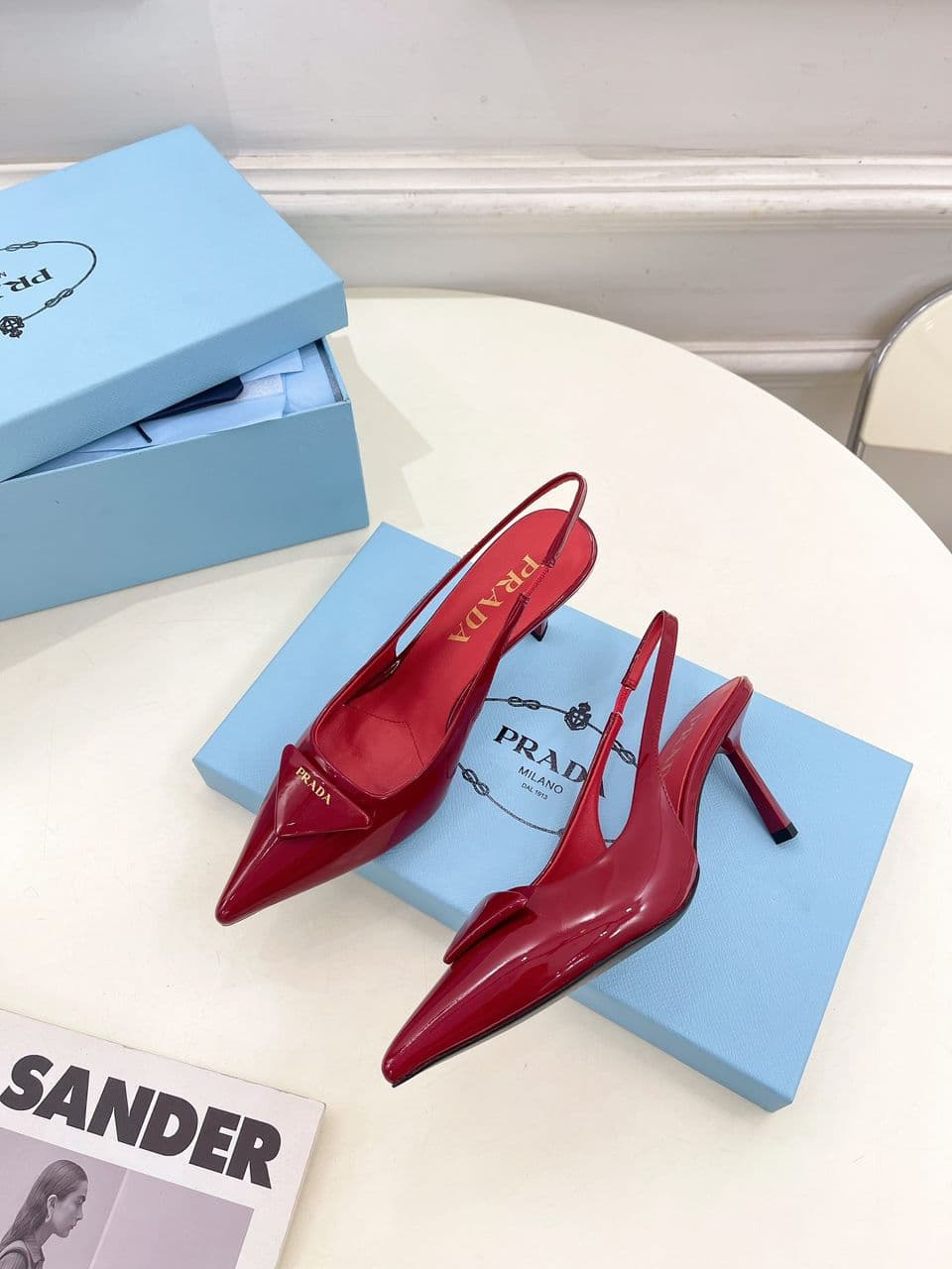 Prada Scarpin Slingback Red