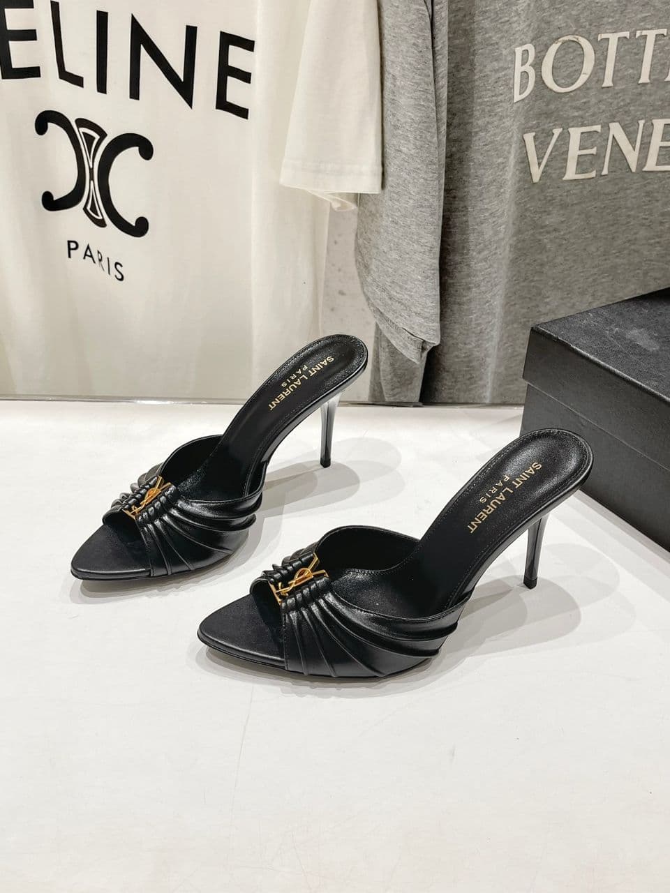 Saint Laurent Babylone Mules Bordeaux Black
