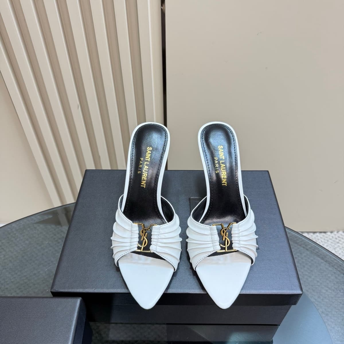 Saint Laurent Babylone Mules Bordeaux white