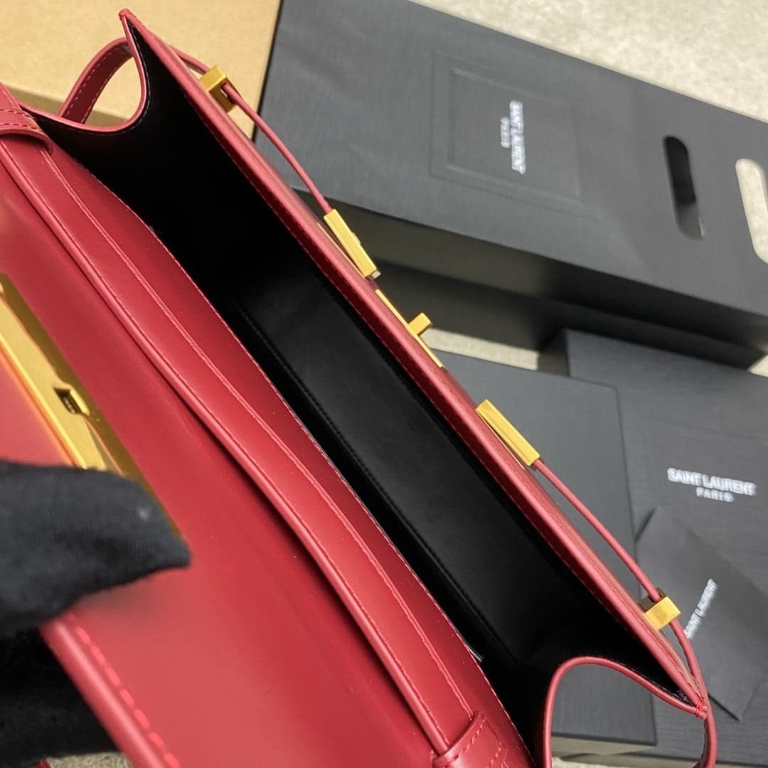 Saint Laurent Manhattan Small Shoulder Bag Red Ferragens Douradas