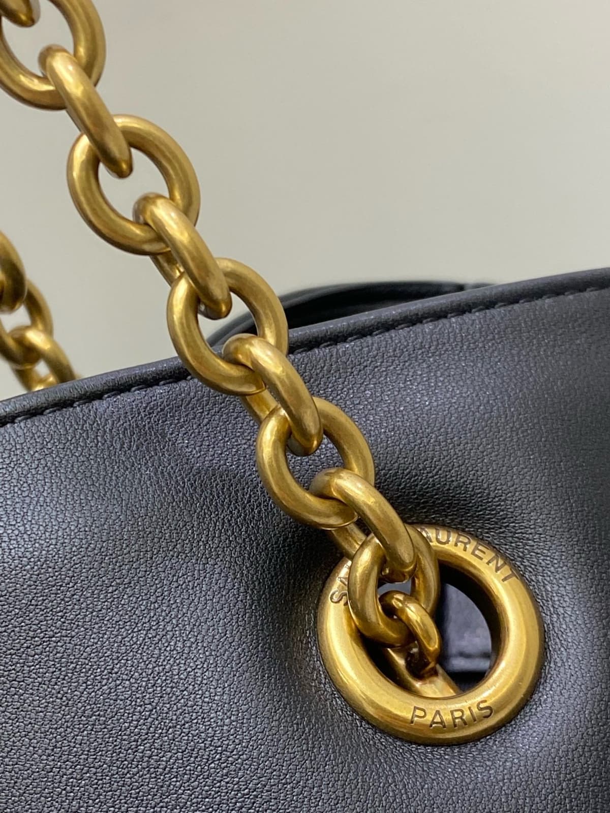 Saint Laurent Shopping Jamie 4.3 Quilted Bag Black Ferragens Douradas