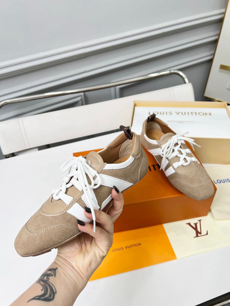 Sneakerina LV
