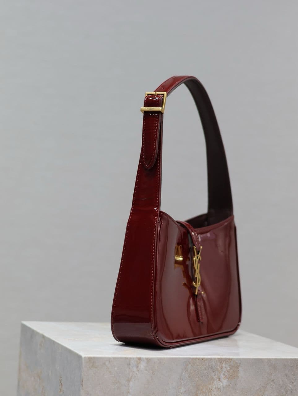 Yves Saint Laurent Mini Le 5 to 7 in Patent Leather Grenade